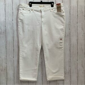 Levis Boyfriend Jeans Womens 22W White Mid Rise Tapered Leg Stellar Stretch NWT